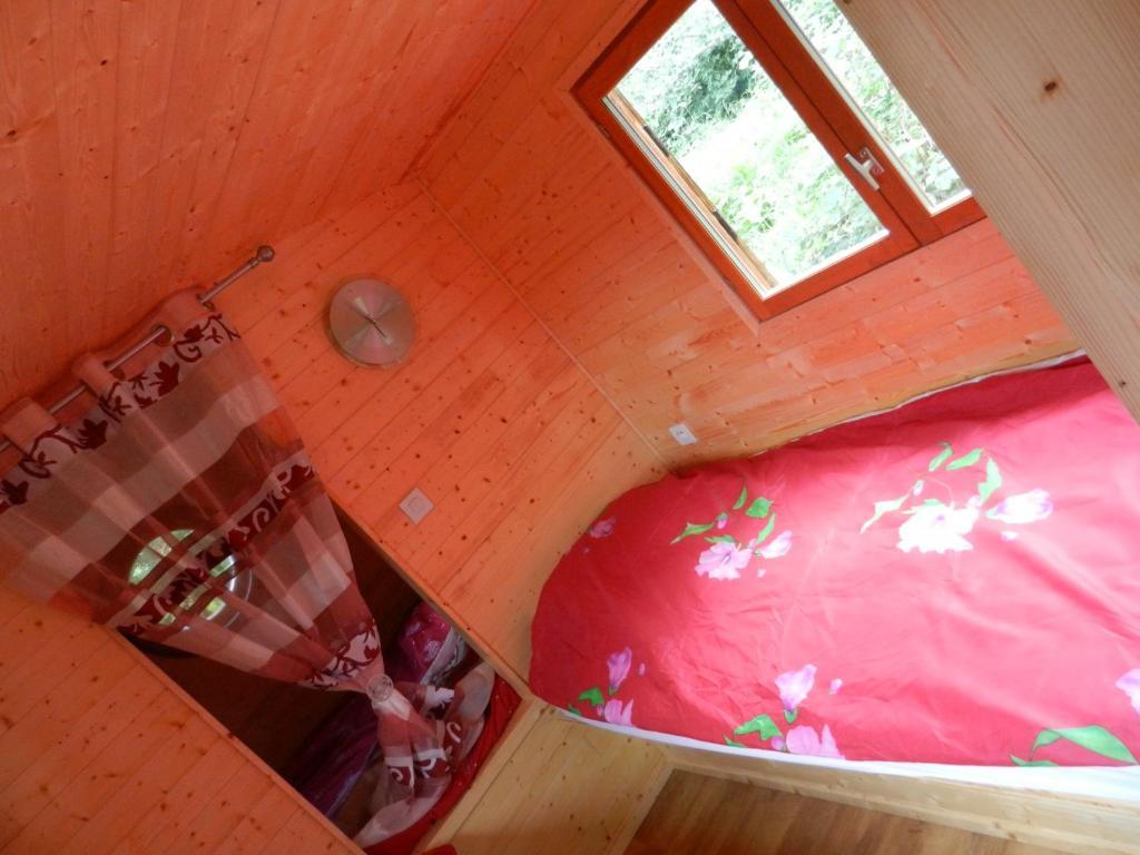 B&B Le 'Ti 'Bou De Refuge Bouillon Bilik gambar